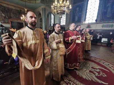 Митрополит Киприан възглави Света Златоустова литургия на Коледа в Стара Загора