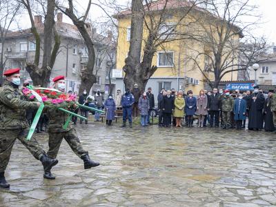 Старозагорци се поклониха пред паметта на Апостола на свободата