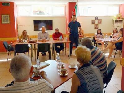 Георги Кадиев в Мъглиж: В бъдещия парламент ще търсим решение за болницата в Радунци