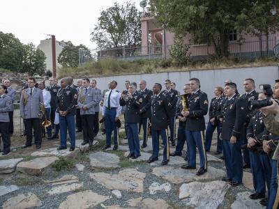 Военни оркестри поздравиха старозагорци със световни музикални шедьоври