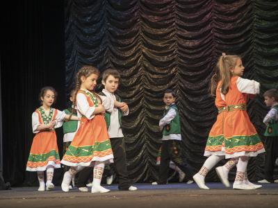 37 състава взеха участие в Детско-юношеския фолклорен празник  Изворът да не пресъхва - Цветница 2022”