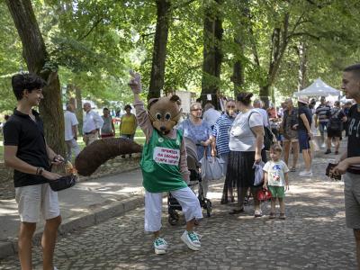 За 16-ти път курортното селище Старозагорски бани е център на тракийския фолклор и българския дух