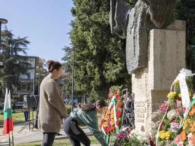 Зам.-кметът Иванка Сотирова: Нека сме добър пример за поколенията напред