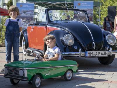 Уникални ретро автомобили бяха представени по време на Рандеву  Августа Траяна  в Стара Загора