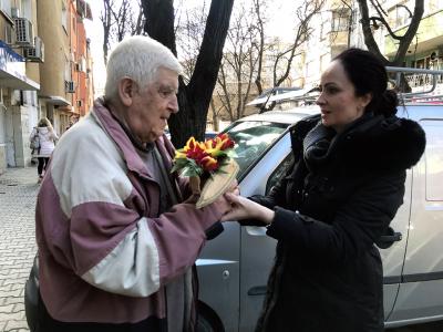 Кметът Живко Тодоров с поздрав по повод 90-годишния юбилей на Почетния гражданин Кънчо Матев