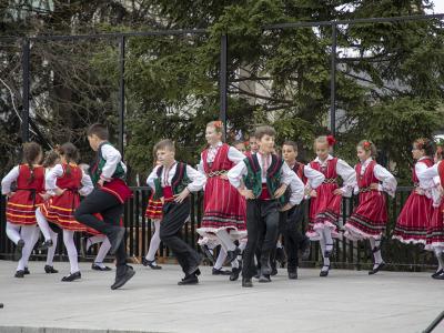 Фотоизложба  70 години съзидание и гордост  показаха в сърцето на Стара Загора