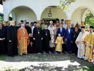 Митрополит Киприан възглави св. Божествена Златоустова литургия в манастира  Св. Атанасий Велики , село Златна ливада