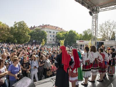 Стара Загора празнува 141 години от възстановяването на града