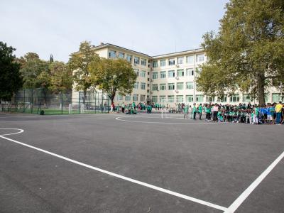 IV Основно училище  Кирил Христов  тържествено откри две нови спортни площадки с тематични турнири