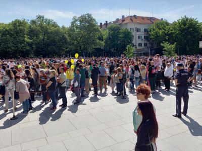 Хиляди старозагорци честваха 24 май с празничен митинг и масово шествие