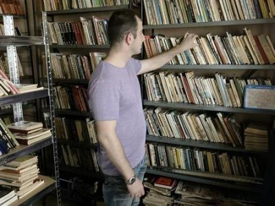 Старозагорските младежи от ГЕРБ дариха 860 книги на читалищни библиотеки
