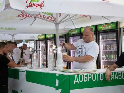 Деветото издание на Beerфеста стартира с много настроение, качествено пиво и невероятна музика