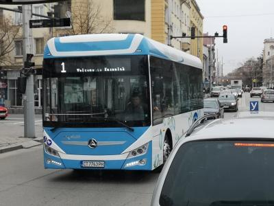 7 китайски електробуса тръгнаха в Казанлък, в Стара Загора отварят ценовите оферти в сряда