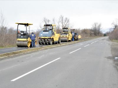 Обновяван велоалеите край Казанлък