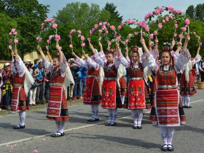 Община Казанлък патентова уникалния Празник на розата