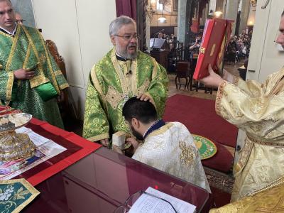 На Петдесетница ръкоположиха свещеник в Стара Загора