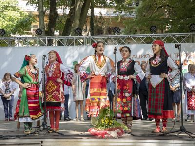 Хасковската школа  Зора-Зорничка  спечели първата голяма награда за детски състав на кмета на Община Стара Загора от събора  Богородична стъпка”