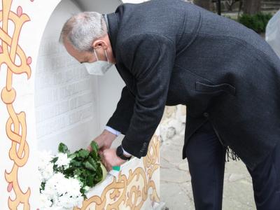 Панихида в памет на жертвите на комунизма