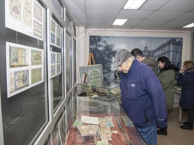 В Регионалния исторически музей в Стара Загора откриха изложба на български банкноти от миналото