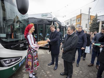 Първите електробуси тръгват в Стара Загора утре, 24 януари, за представянето им дойде испанският посланик