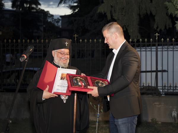 На рождения си ден кметът Живко Тодоров събра над 86 хил. лева дарения за изграждане на храм Св. Мина в кв. Кольо Ганчев