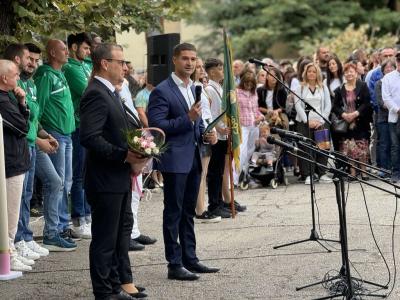 Николай Диков във Второ ОУ: Не спирайте да мечтаете, деца